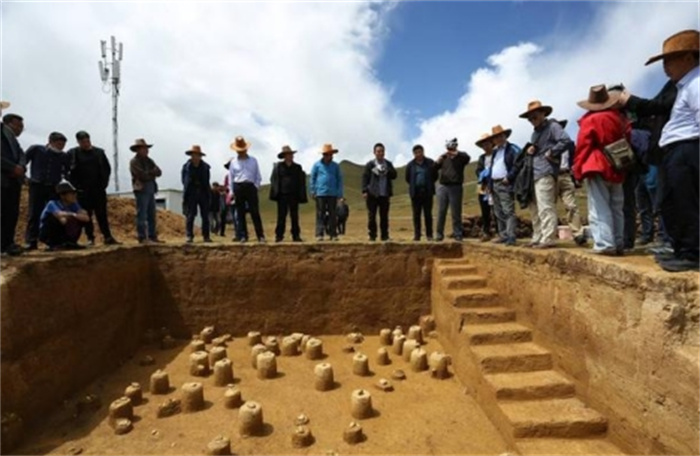 旧石器考古 发现13万年前石头手斧