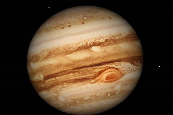 太阳系中体积最大的行星是什么 木星（比地球大1316倍）(图1)