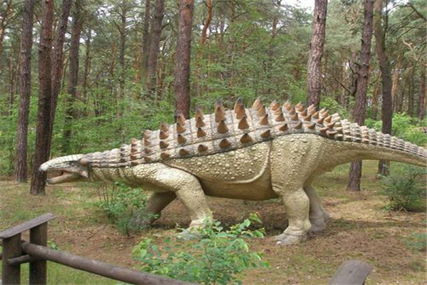 中国最大的甲龙:尼奥布拉拉龙(食草性恐龙)