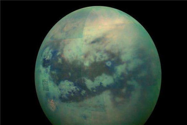土卫六有巨型生物图片