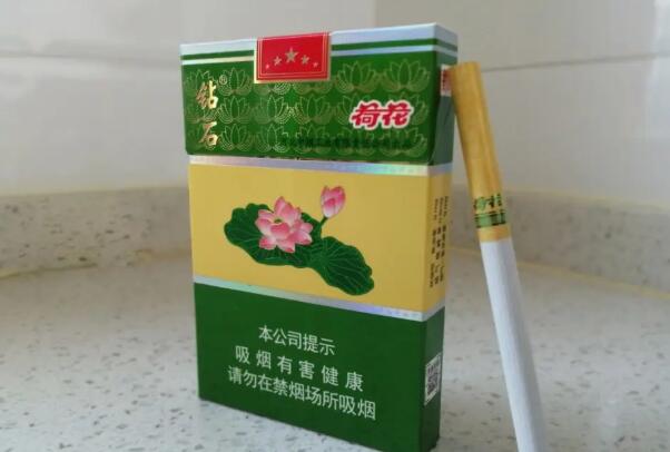 越南荷花烟多少钱一包图片