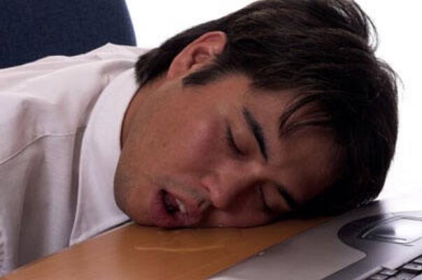 为什么睡觉流口水姿势不当或脾胃虚弱或是疾病前兆