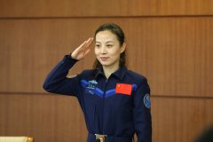 航天员在太空需要克服什么困难 女航天员怎么办（太空生理期）