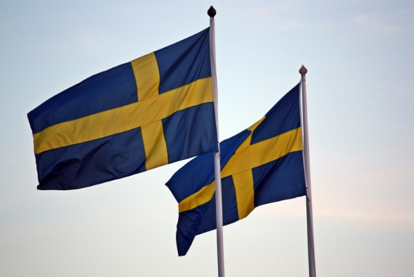 瑞典国旗颜色蓝色底上黄色十字架瑞典国歌